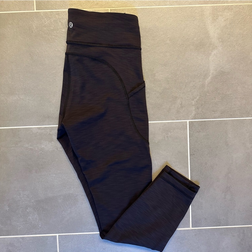 EUC - Lululemon Invigorate High-Rise Tight 25”
